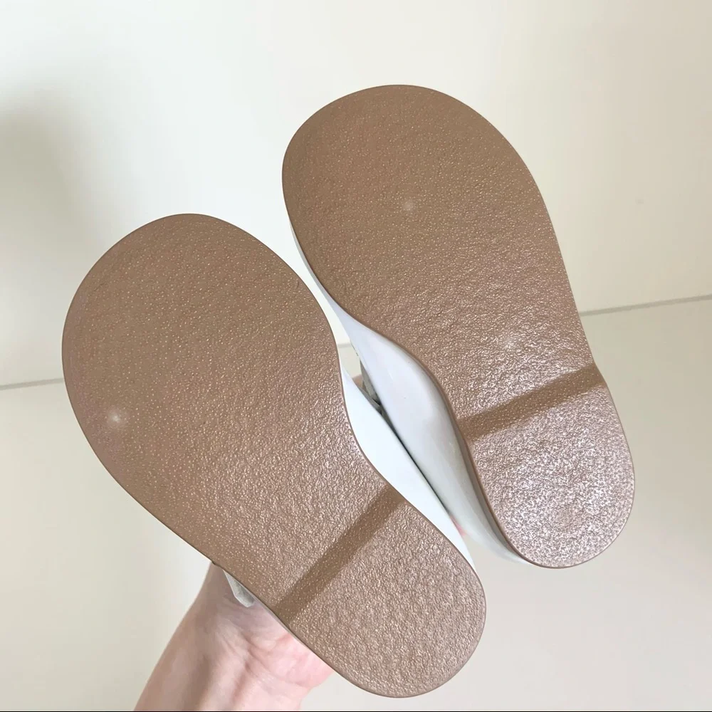 90s Vintage Patent baby shoes